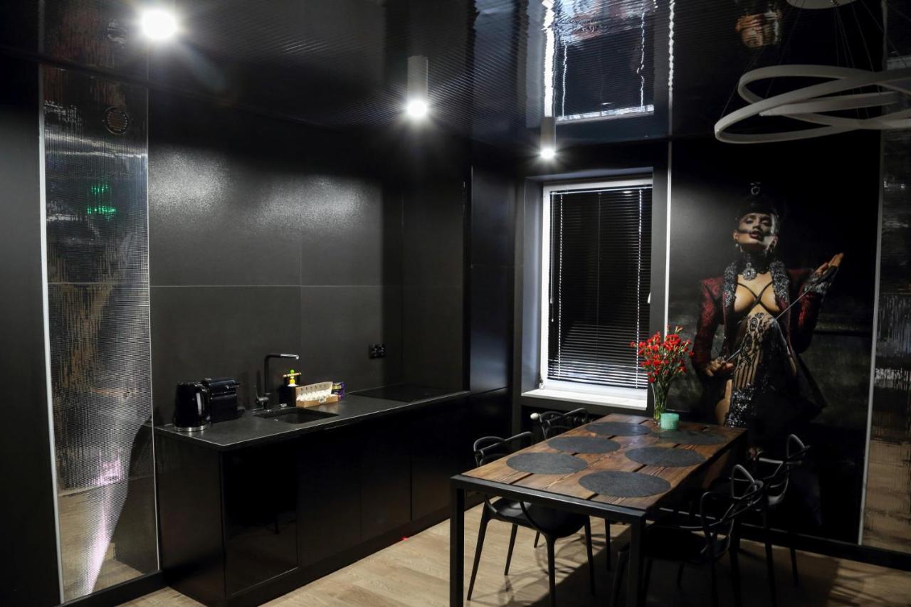 Bdsm Apartament Czestochowa Luxxx - Adults Only - Tylko Dla Doroslych Luaran gambar